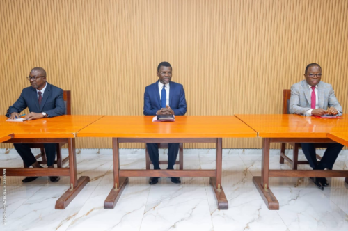 Assemblée nationale : Le Président Joseph Fifamin Djogbénou échange avec le Bureau du syndicat du personnel