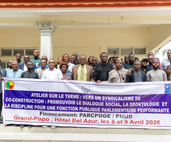 Syndicalisme de co-construction et promotion du dialogue social