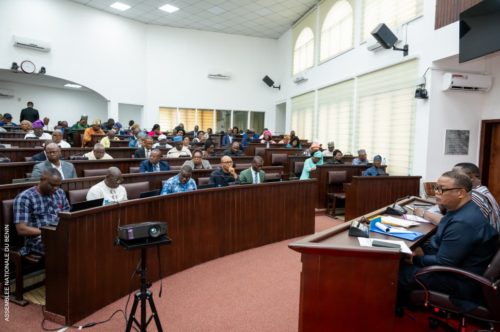 En prélude au Débat d’Orientation Budgétaire 2026 : La Commission des Finances outille les députés