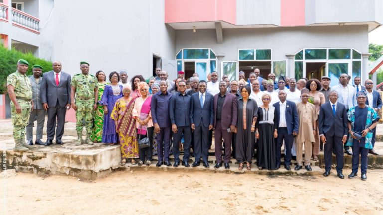Séminaire d&rsquo;appropriation du projet de loi portant code des forêts, de la faune et gestion durable des terres : Le président Joseph DJOGBENOU lance les travaux à grand-popo