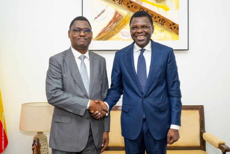 Assemblée nationale : Le Professeur Charlemagne Babatoundé IGUE, Recteur de l&rsquo;UAC au cabinet du Président Joseph Fifamin DJOGBÉNOU